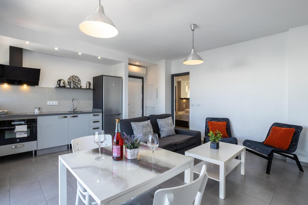 Relaxing Cozy Apartment เนร์คา ภายนอก รูปภาพ